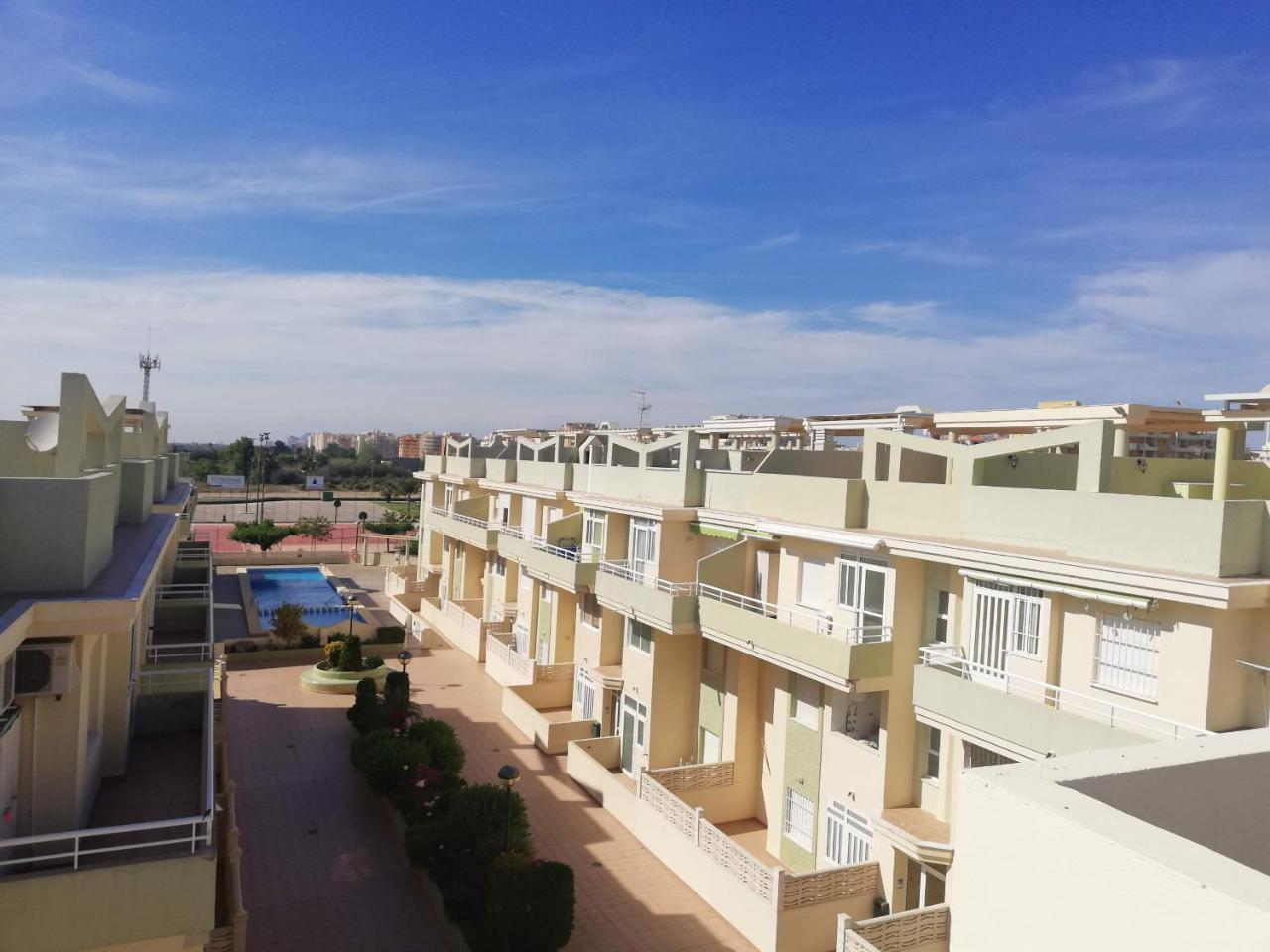 Mediterranea Solo Familias Serviplaya Playa De Xeraco Eksteriør bilde